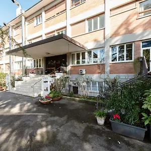 Casa Per Ferie Opera Don Calabria *** Rzym