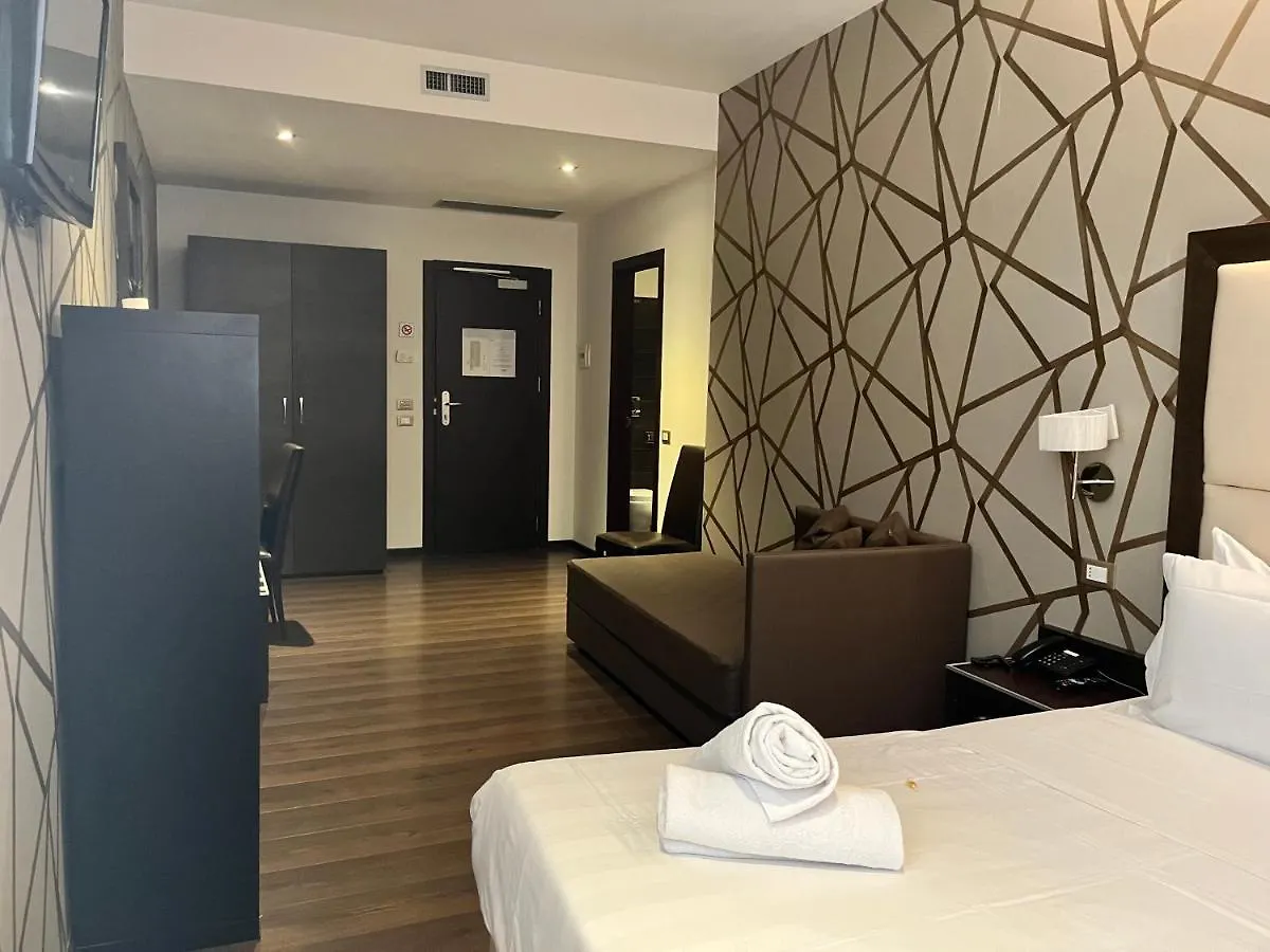 Catone District Hotel Róma 3*,  Olaszország